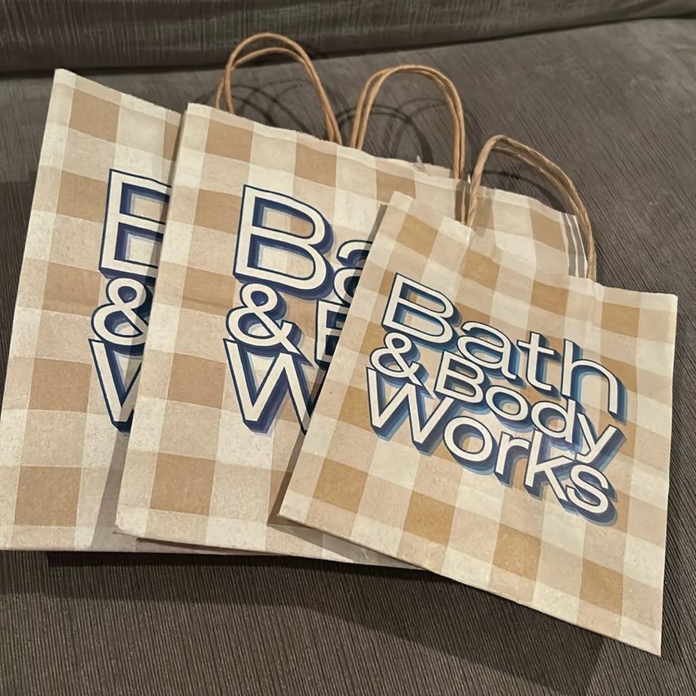 BATH BODY WORKS Paper Shopping Bag bundle of 3